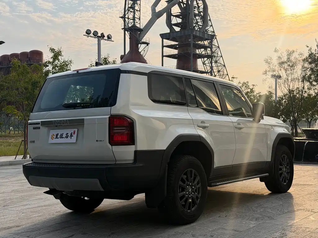 Toyota Prado — миниатюра 5