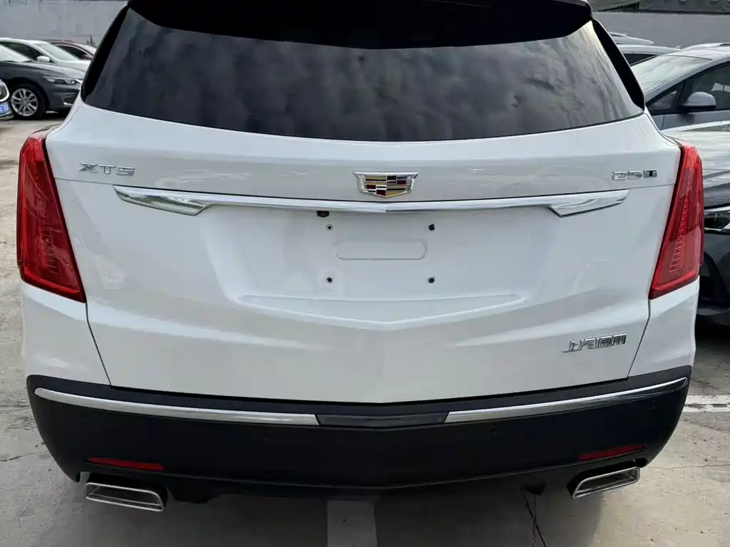 Cadillac XT5 — миниатюра 8