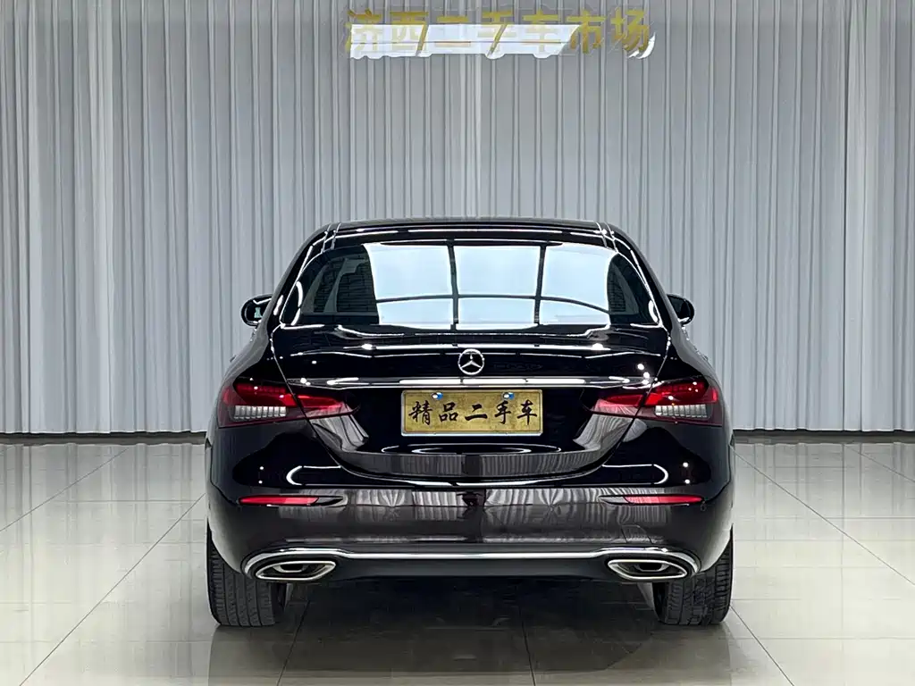 Mercedes-Benz E-Class — миниатюра 5