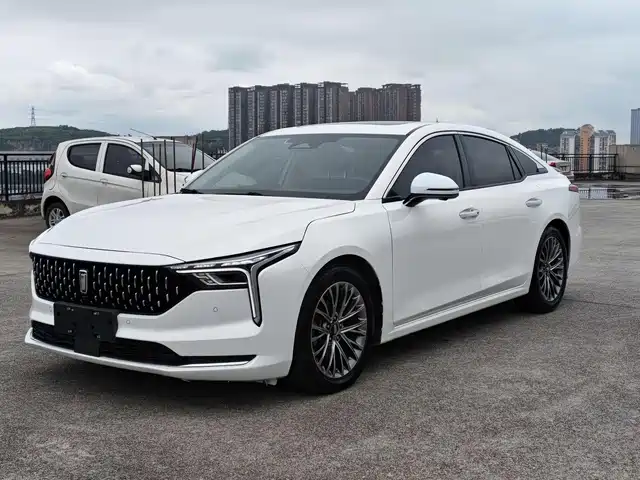 2022 Bestune B70