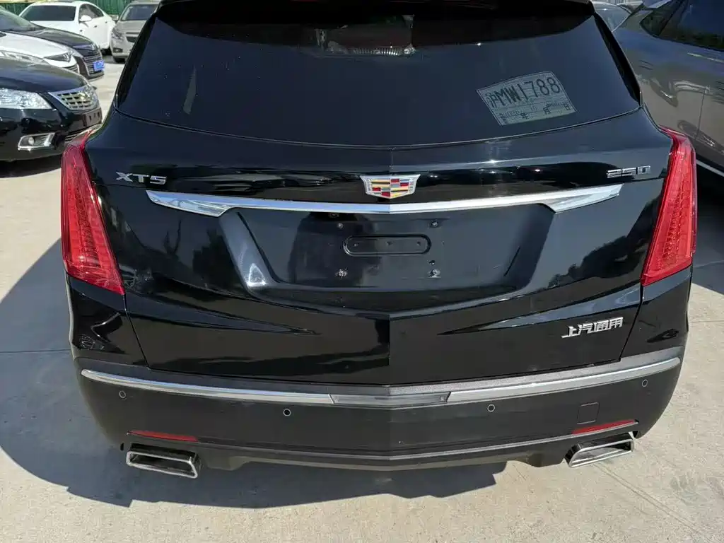 Cadillac XT5 — миниатюра 8