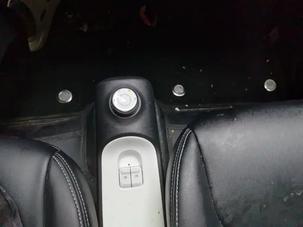 Wuling MINIEV — миниатюра 14