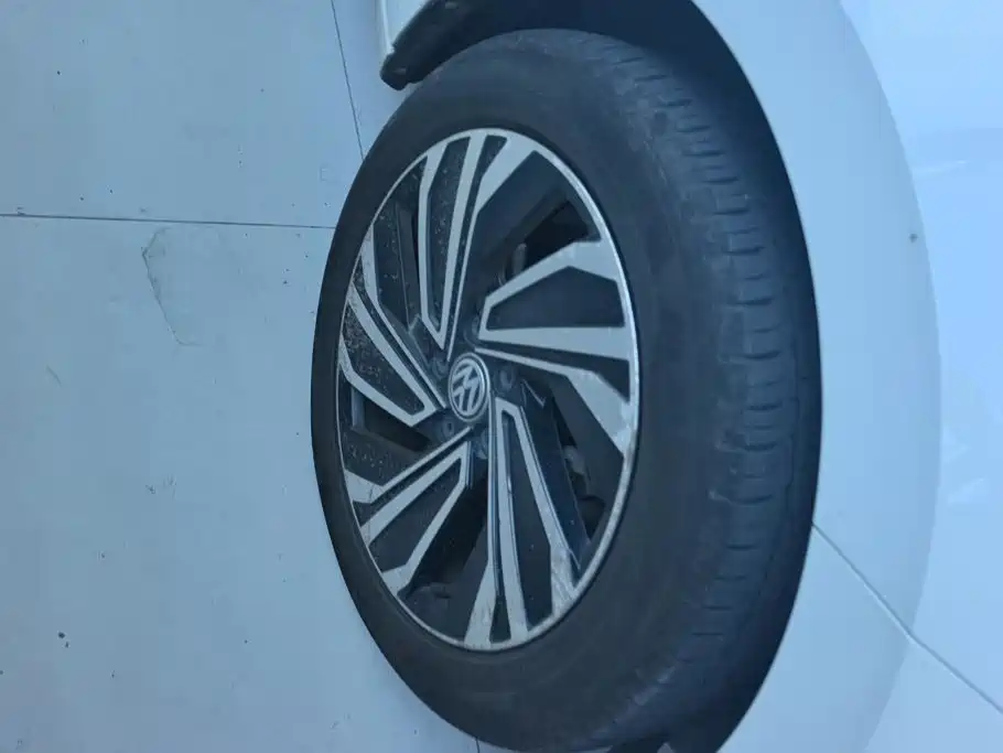 Volkswagen Sagitar — миниатюра 6