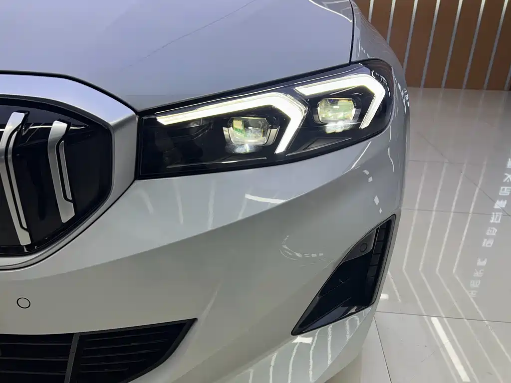 BMW i3 — миниатюра 7