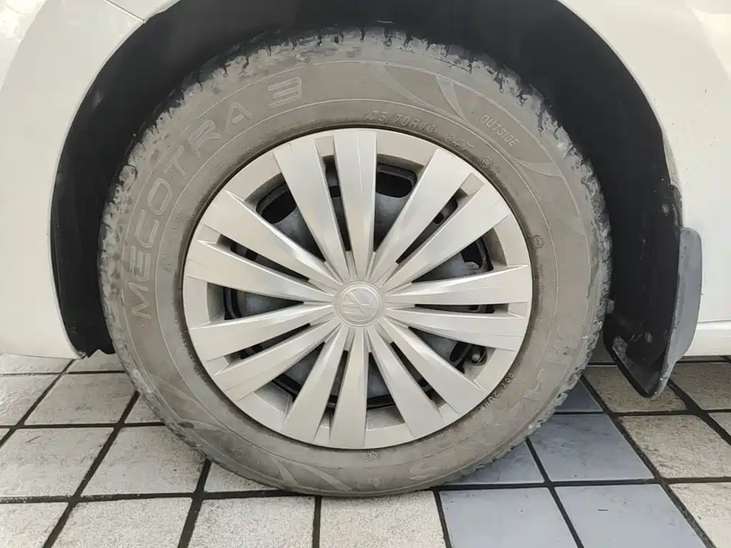 Volkswagen Santana — миниатюра 23