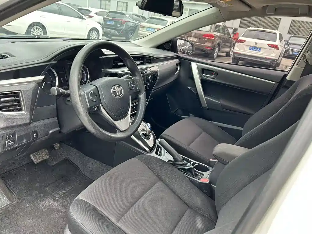 Toyota Corolla — миниатюра 12