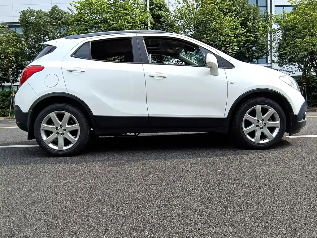 Buick Encore — миниатюра 10