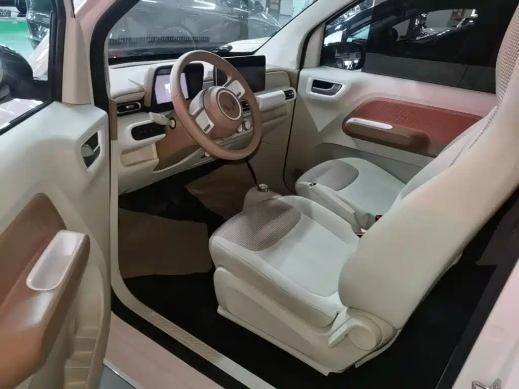 Wuling MINIEV — миниатюра 17