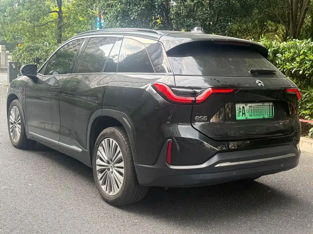 NIO ES6 — миниатюра 2