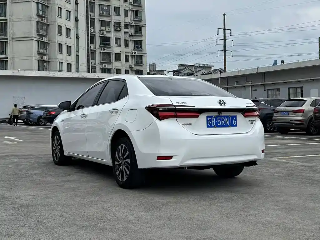 Toyota Corolla — миниатюра 8