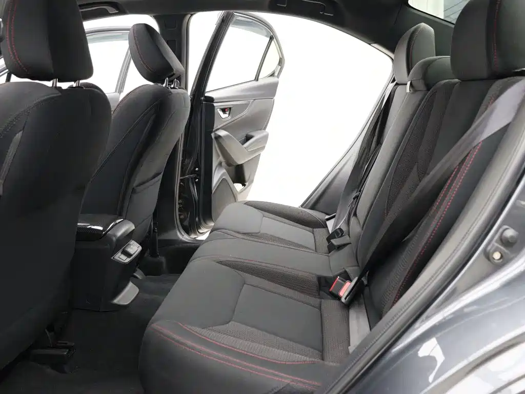 Subaru WRX — миниатюра 7