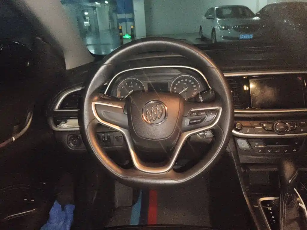 Buick Excelle — миниатюра 11