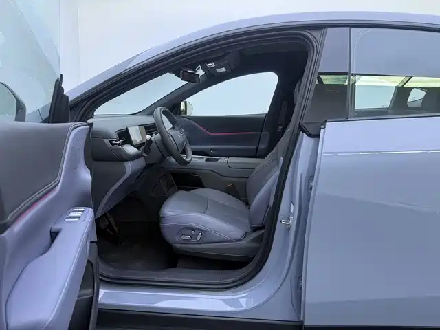 XPeng G6 — миниатюра 8