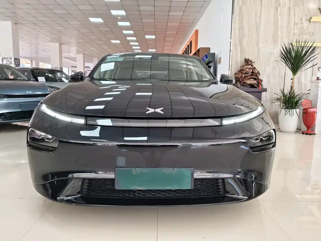 XPeng P7 — миниатюра 2