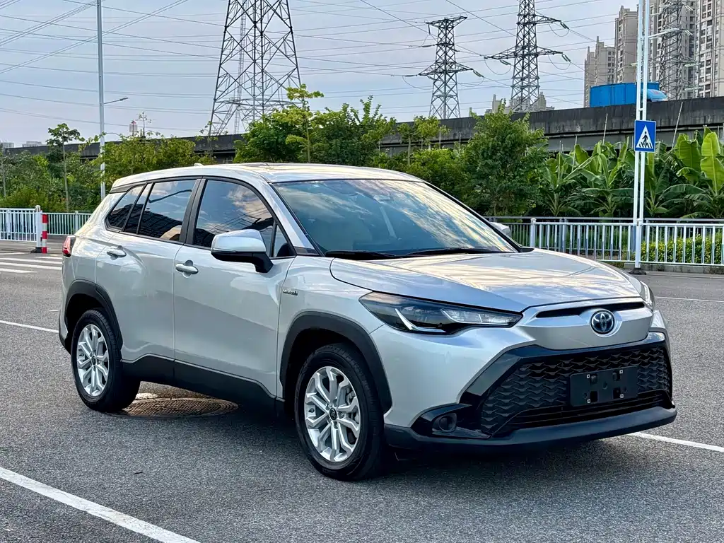 Toyota Frontlander — миниатюра 7