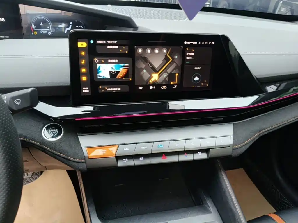 Changan UNI-V — миниатюра 13