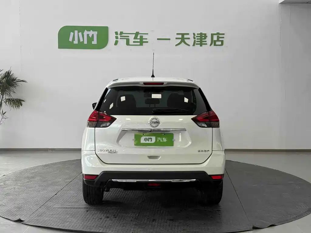 Nissan X-Trail — миниатюра 7