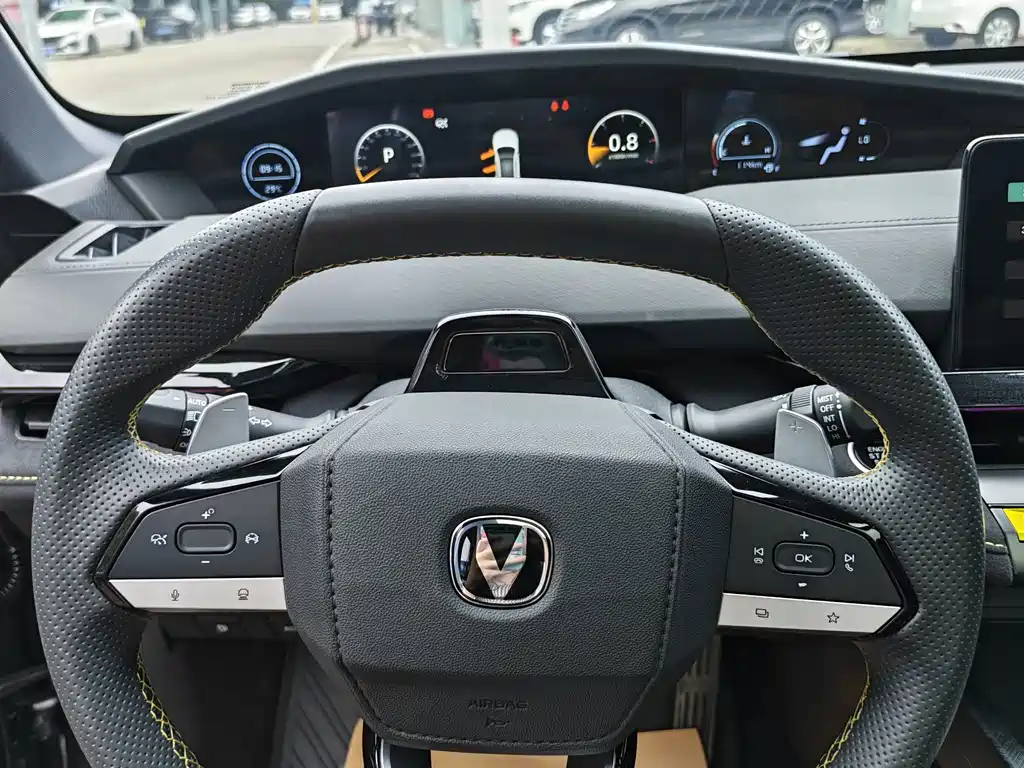 Changan UNI-V — миниатюра 15