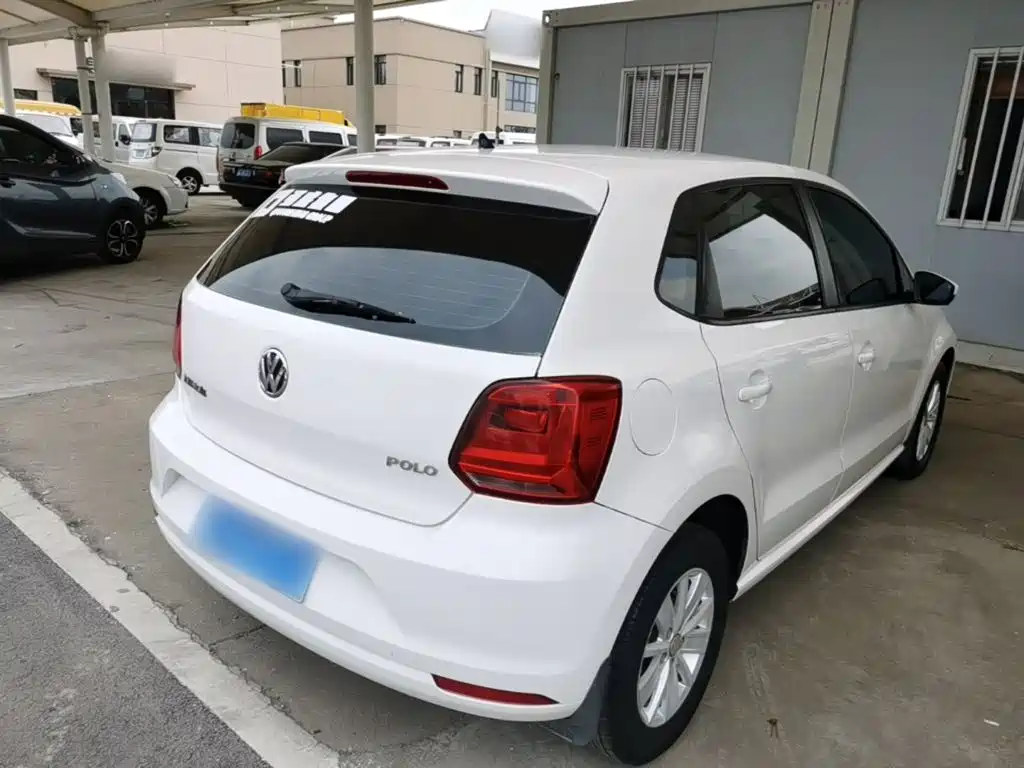 Volkswagen Polo — миниатюра 7