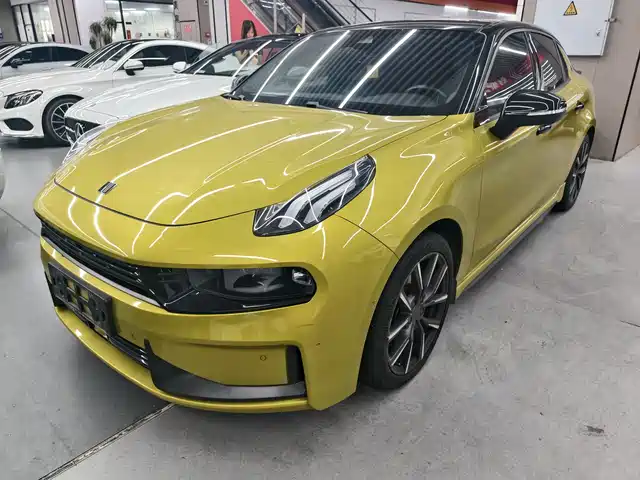 2021 Lynk & Co 03