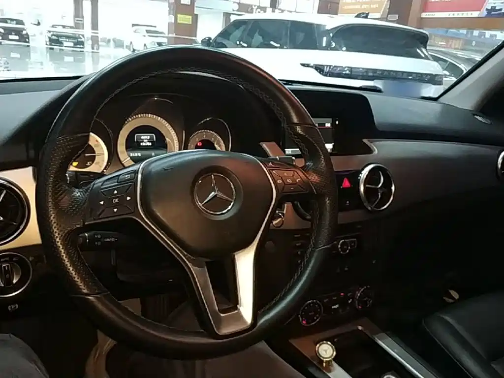 Mercedes-Benz GLK-Class — миниатюра 10