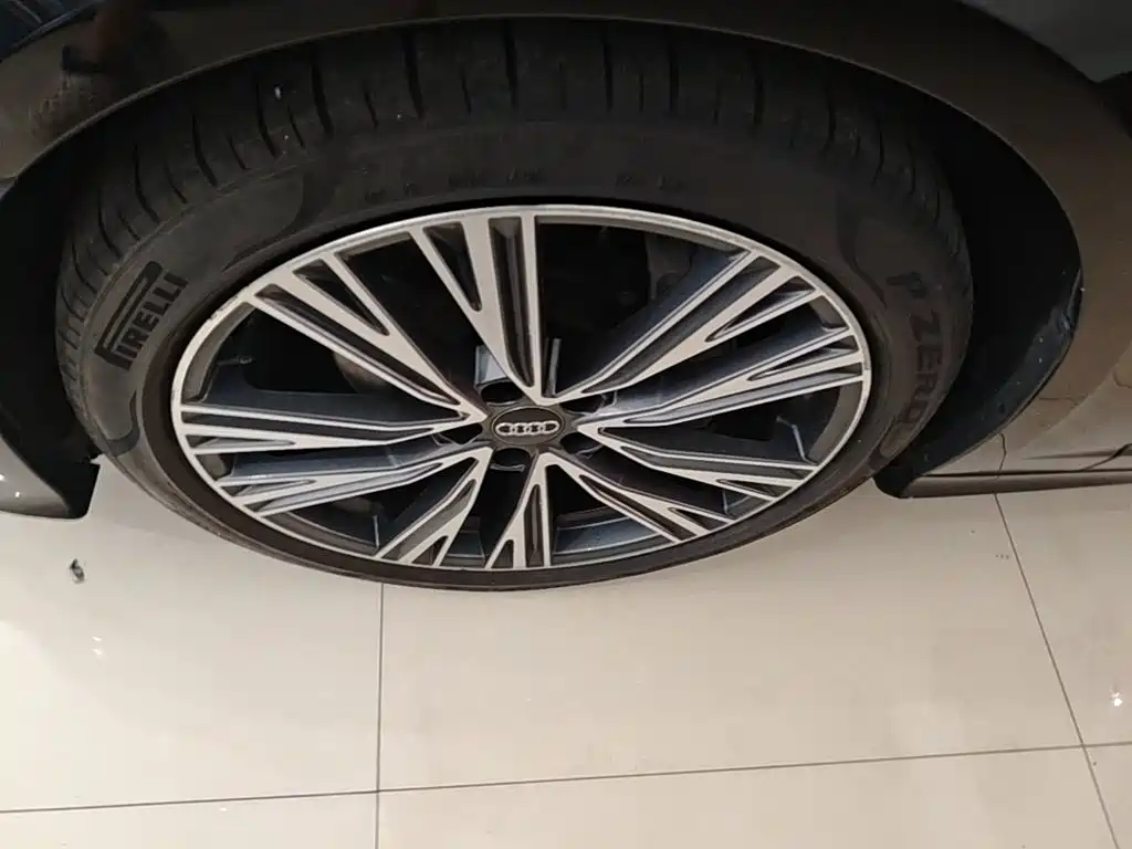 Audi A6L — миниатюра 23