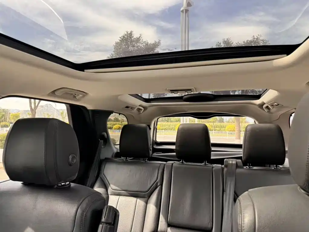 Land Rover Discovery — миниатюра 13