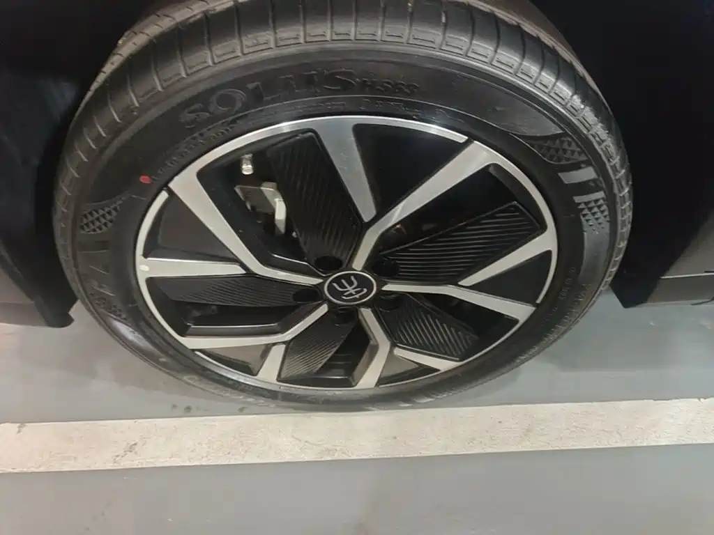 BYD L DM-i — миниатюра 23