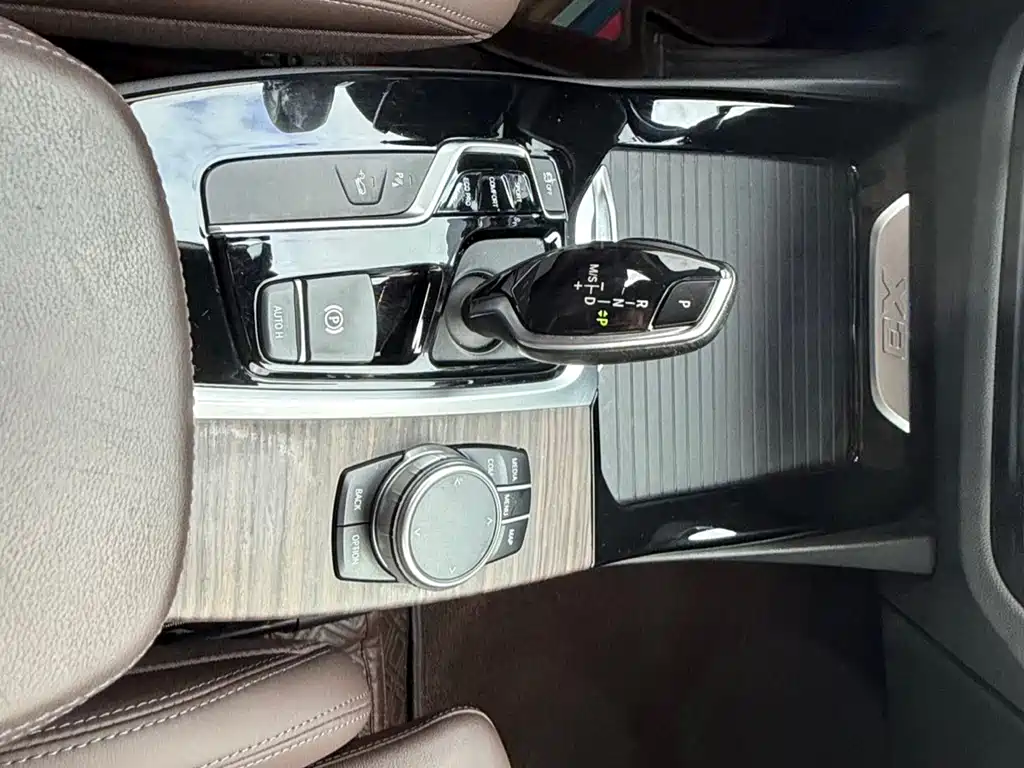 BMW X3 — миниатюра 8