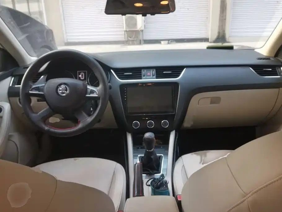 Skoda Octavia — миниатюра 15