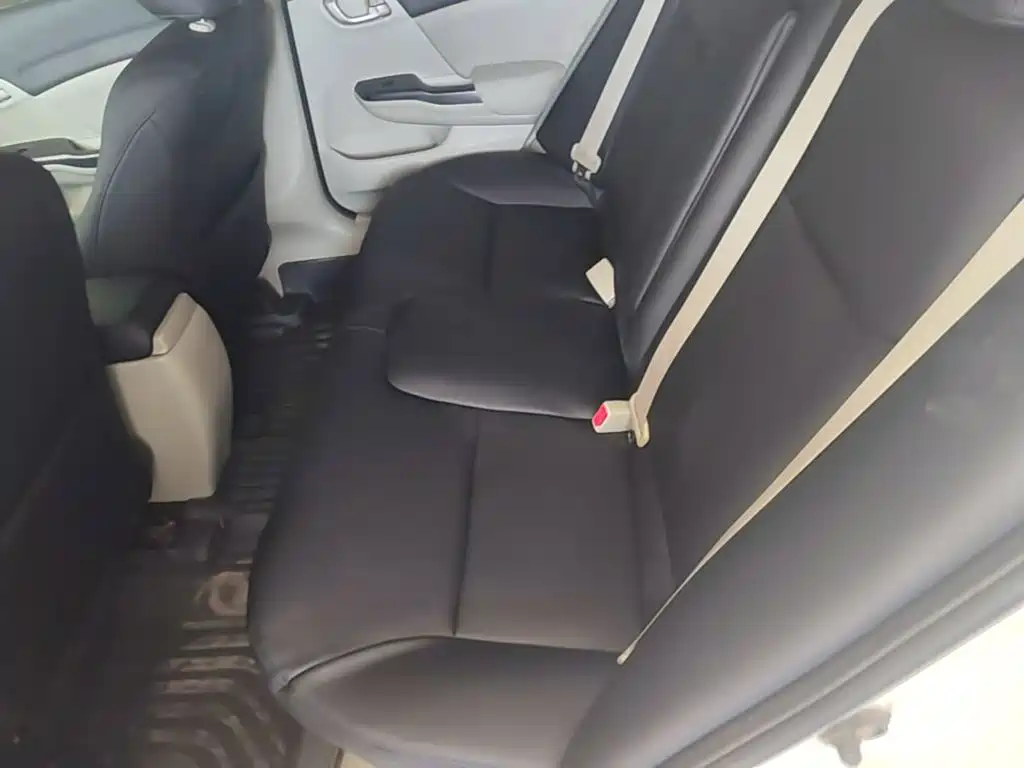 Honda Civic — миниатюра 17