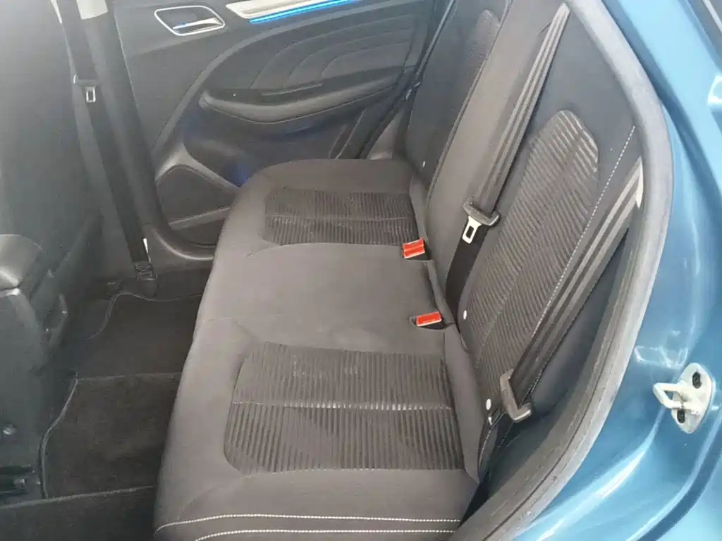 Roewe RX3 — миниатюра 17