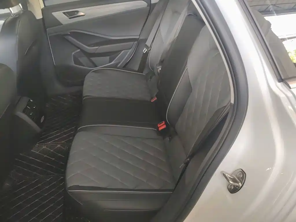 Volkswagen Sagitar — миниатюра 17