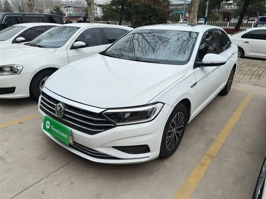Volkswagen Sagitar 2021
