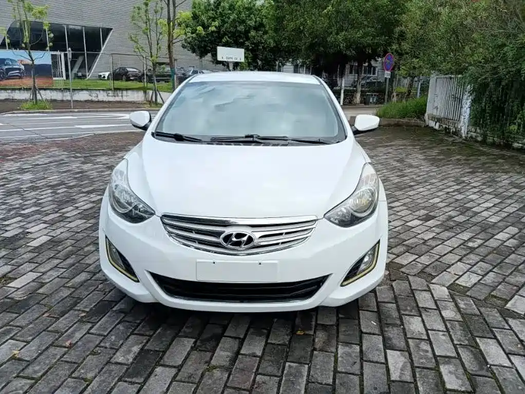 Hyundai Elantra Langdong — миниатюра 2