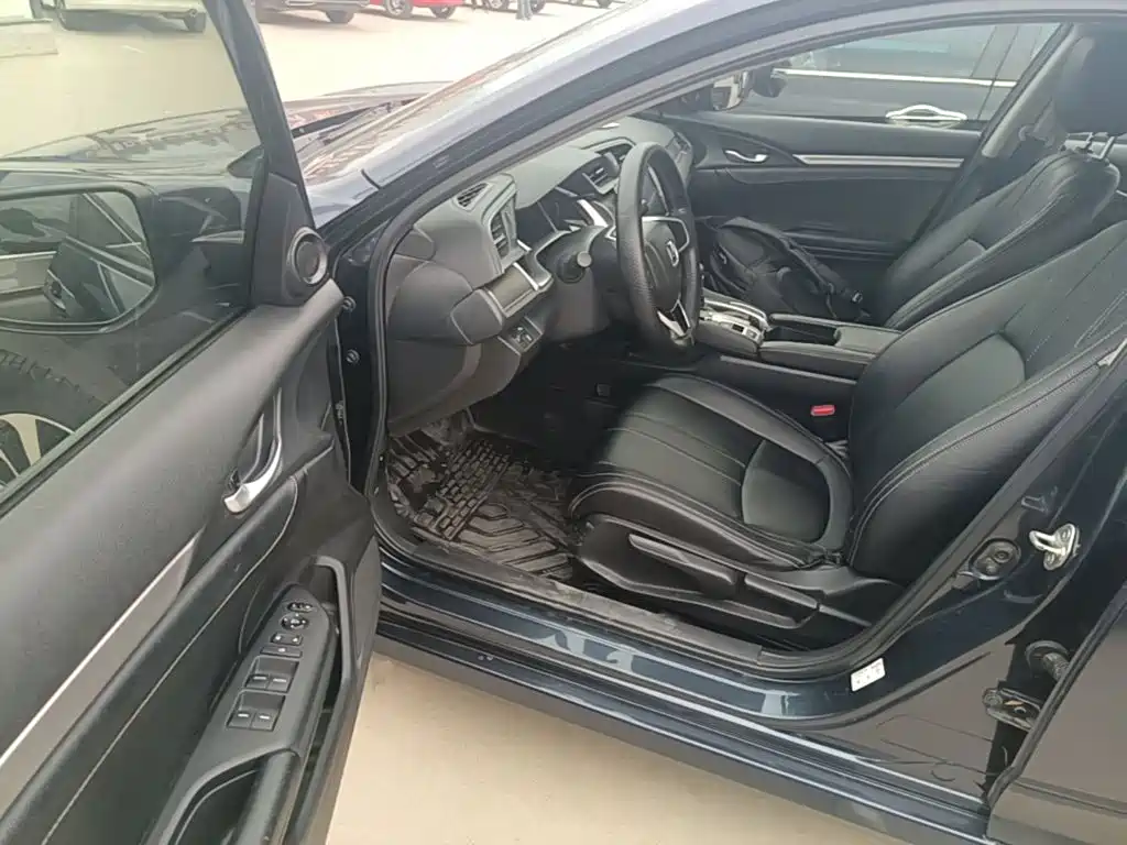 Honda Civic — миниатюра 16