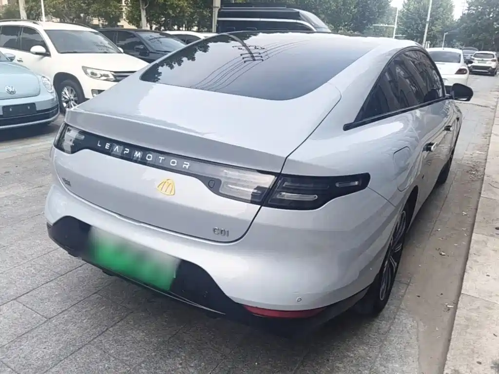 Leapmotor Leapmotor C01 — миниатюра 7