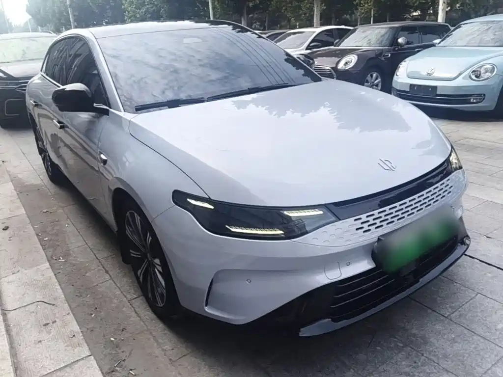 Leapmotor Leapmotor C01 — миниатюра 4
