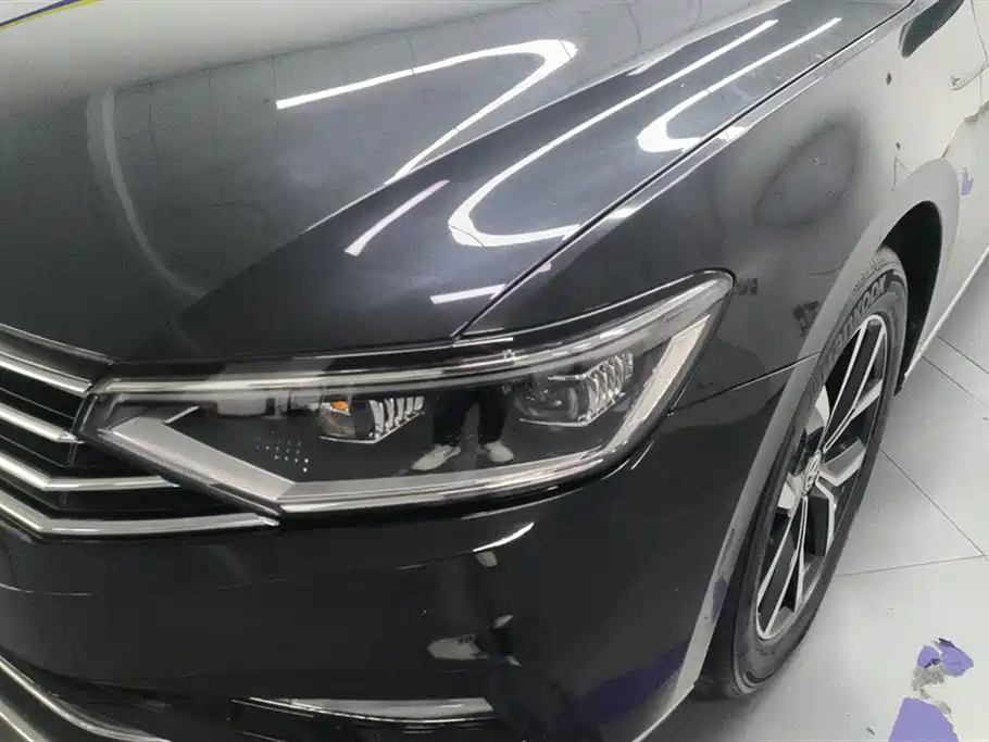 Volkswagen Magotan 2020 330TSI DSG Lead
