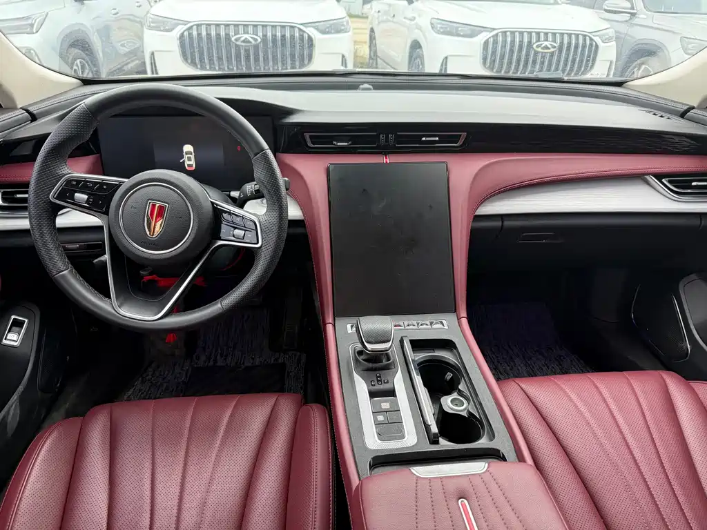 Hongqi Hongqi H5 — миниатюра 6