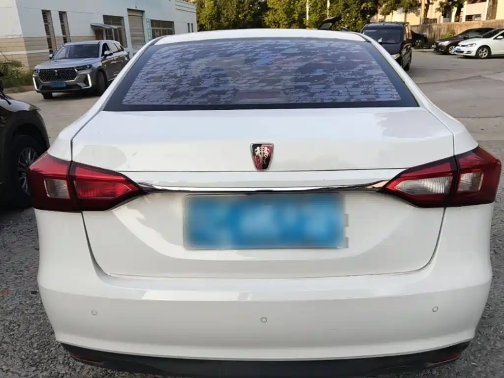 Roewe 360 — миниатюра 6
