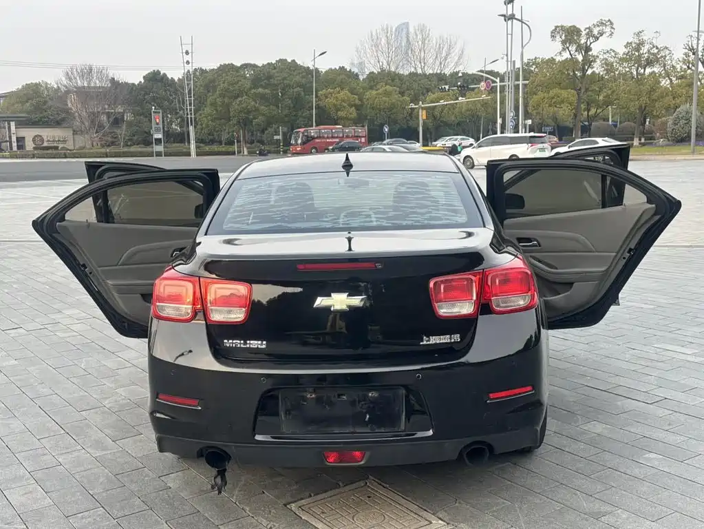 Chevrolet Malibu — миниатюра 10