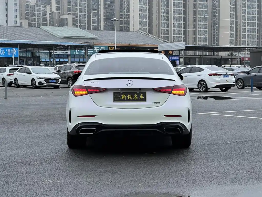 MERCEDES-BENZ C CLASS