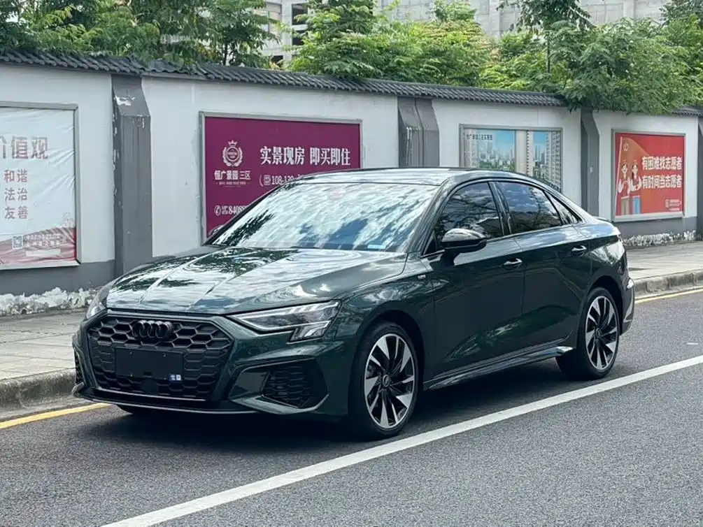 奥迪A3 2023款 改款 A3L Limousine 35 TFSI 时尚运动型 2023