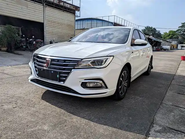 ROEWE  I5 2020
