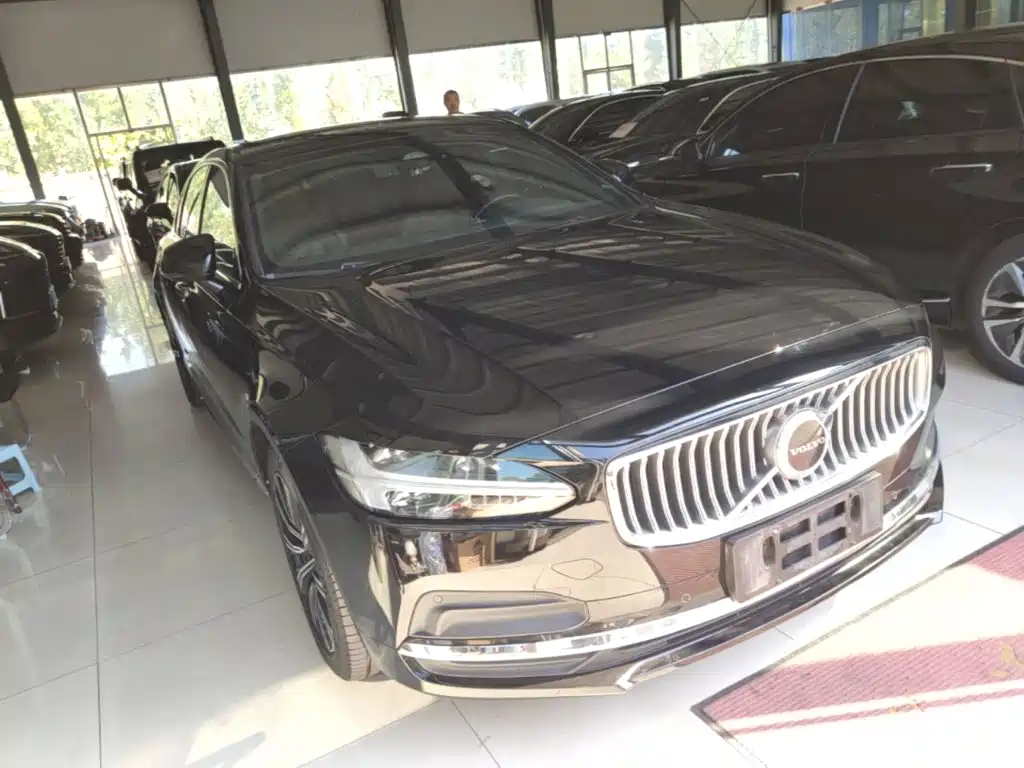 Volvo S90 — миниатюра 4