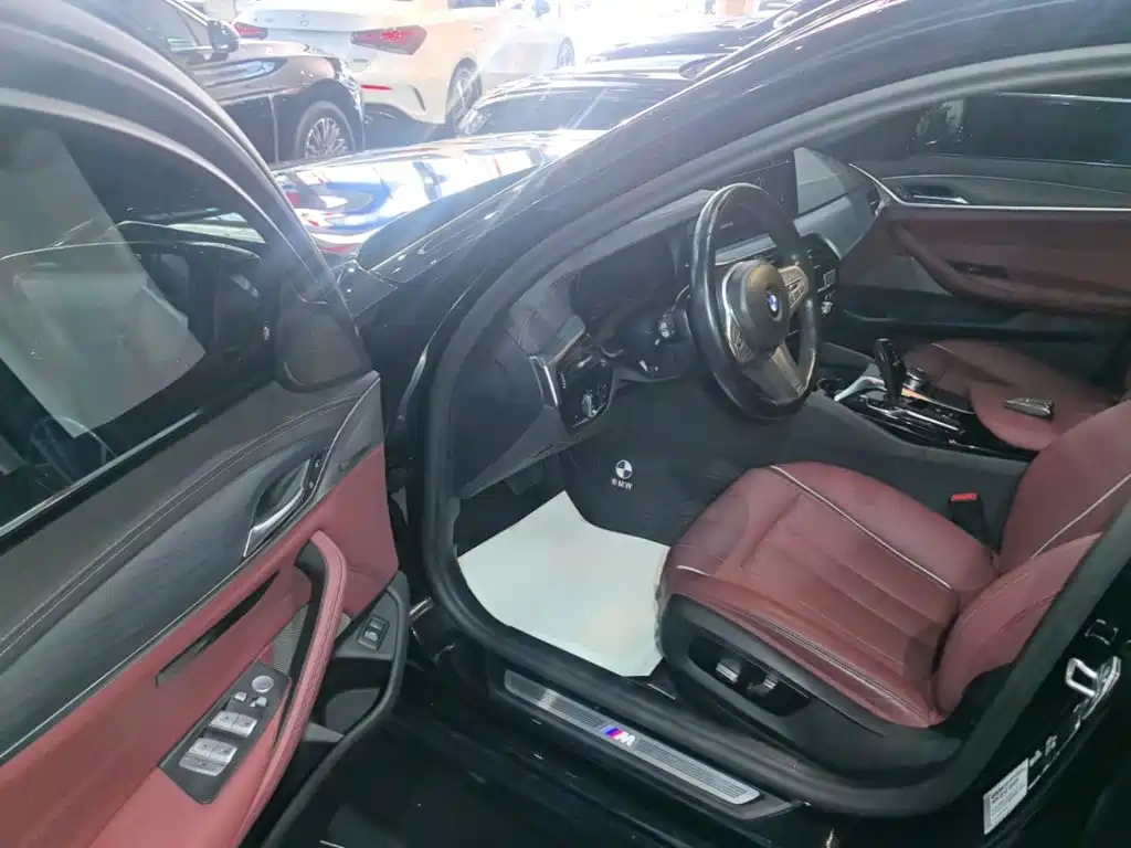 BMW 5 Series — миниатюра 16