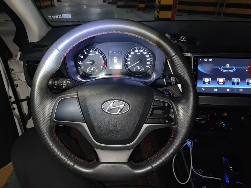 Hyundai Verna — миниатюра 6