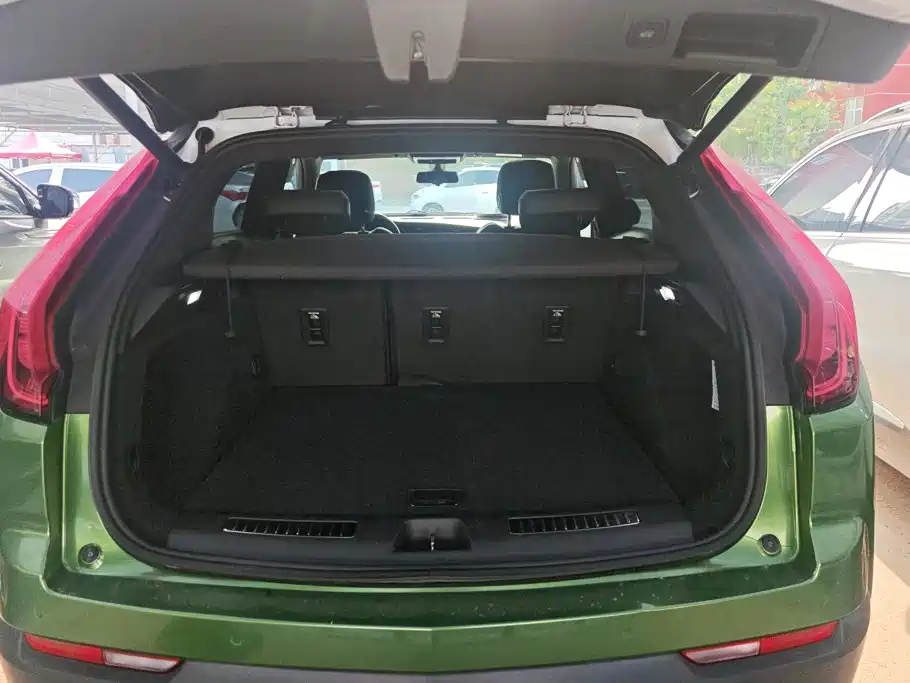Cadillac XT4 — миниатюра 4