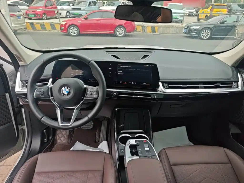 BMW X1 — миниатюра 10